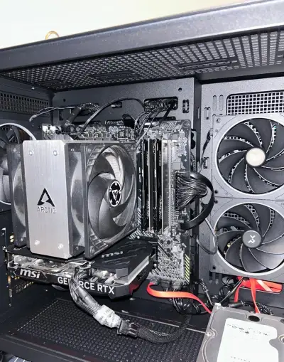 Herní PC – RTX 4060 Ti, Ryzen 7 5700X3D, 48 GB RAM