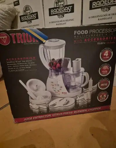 Kuchyňský robot trion