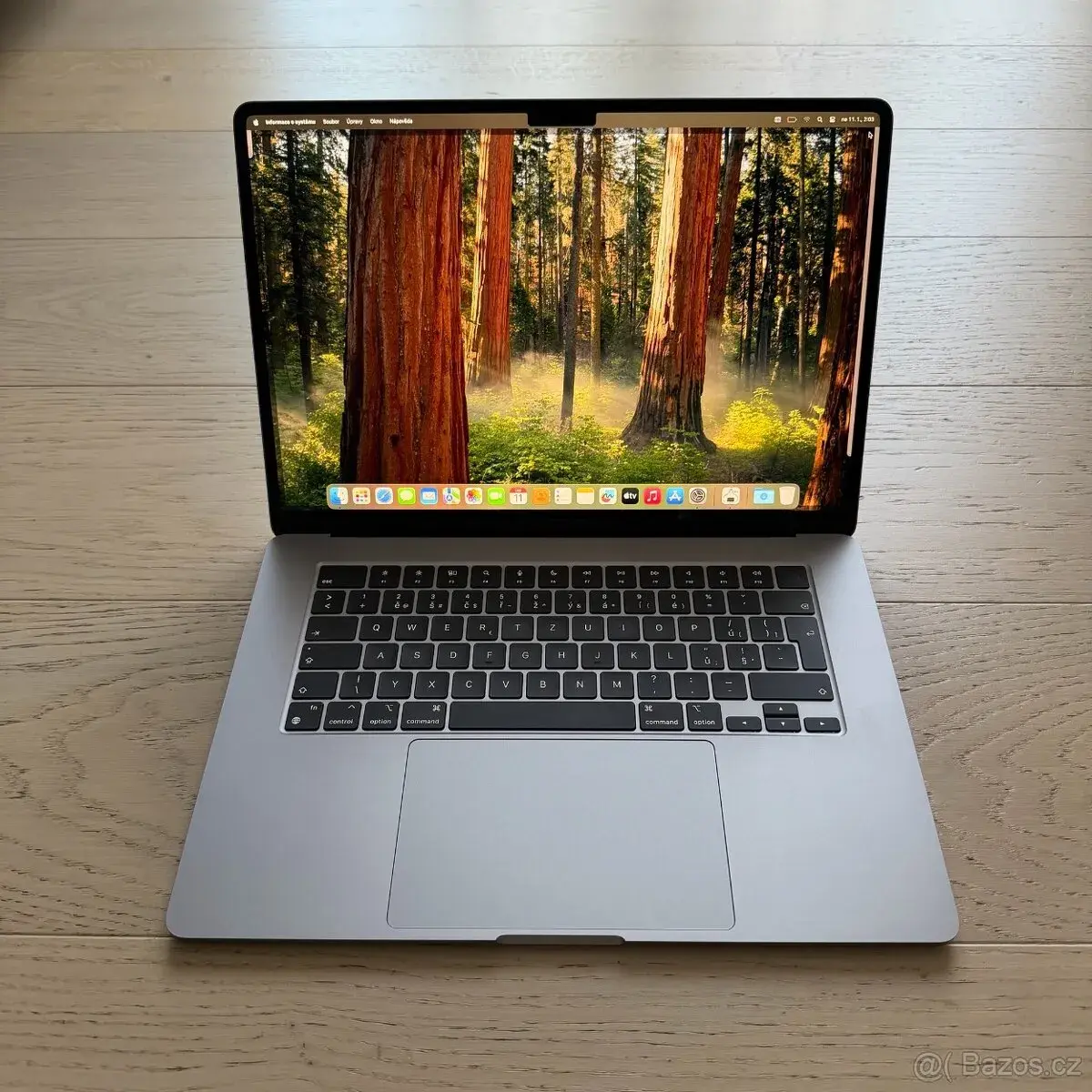 ZÁNOVNÍ APPLE MACBOOK AIR 15” M3/256GB/16GB/BATERIE 100%