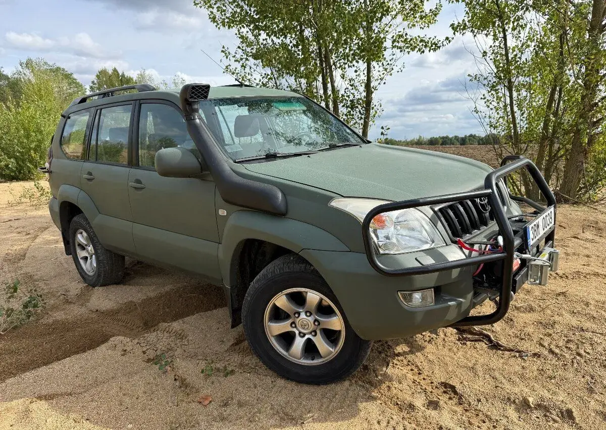 Toyota Land – 2004, 282 000 km