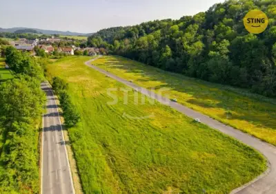 Stavební pozemek s projektem na dřevostavbu, 911m2, , 136885
