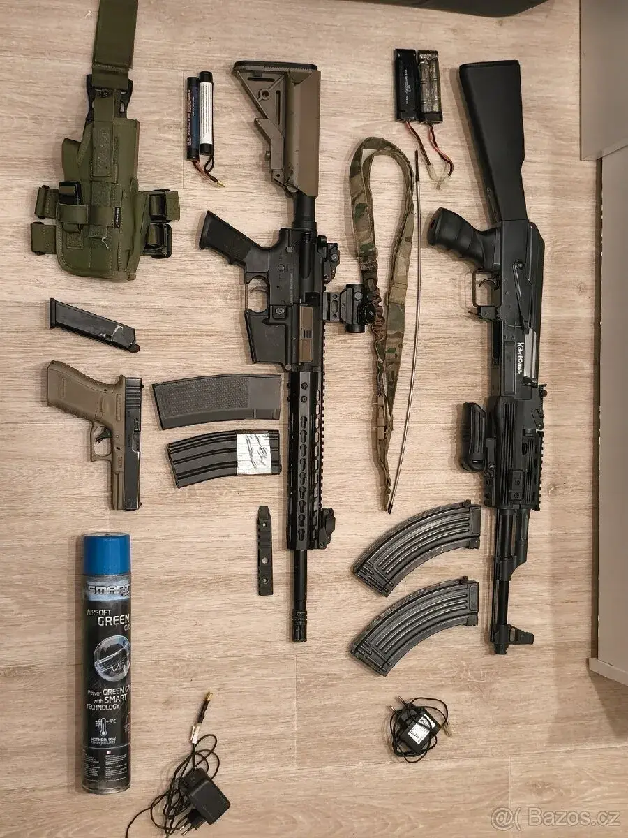 Airsoft výbava (AK-47, M4, Glock 17,) + doplňky