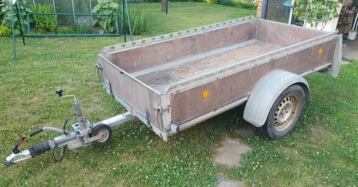 Velký přívěsný vozík Böckmann HNB do 1200 kg