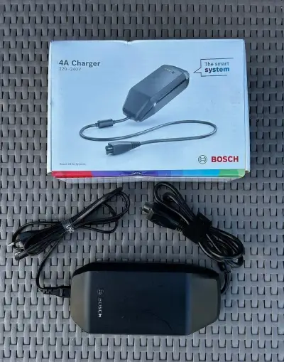 Nabíječka Bosch 4A Smart system
