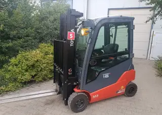 Vysokozdvižný vozík Toyota traigo16 elektrický vysokozdvih