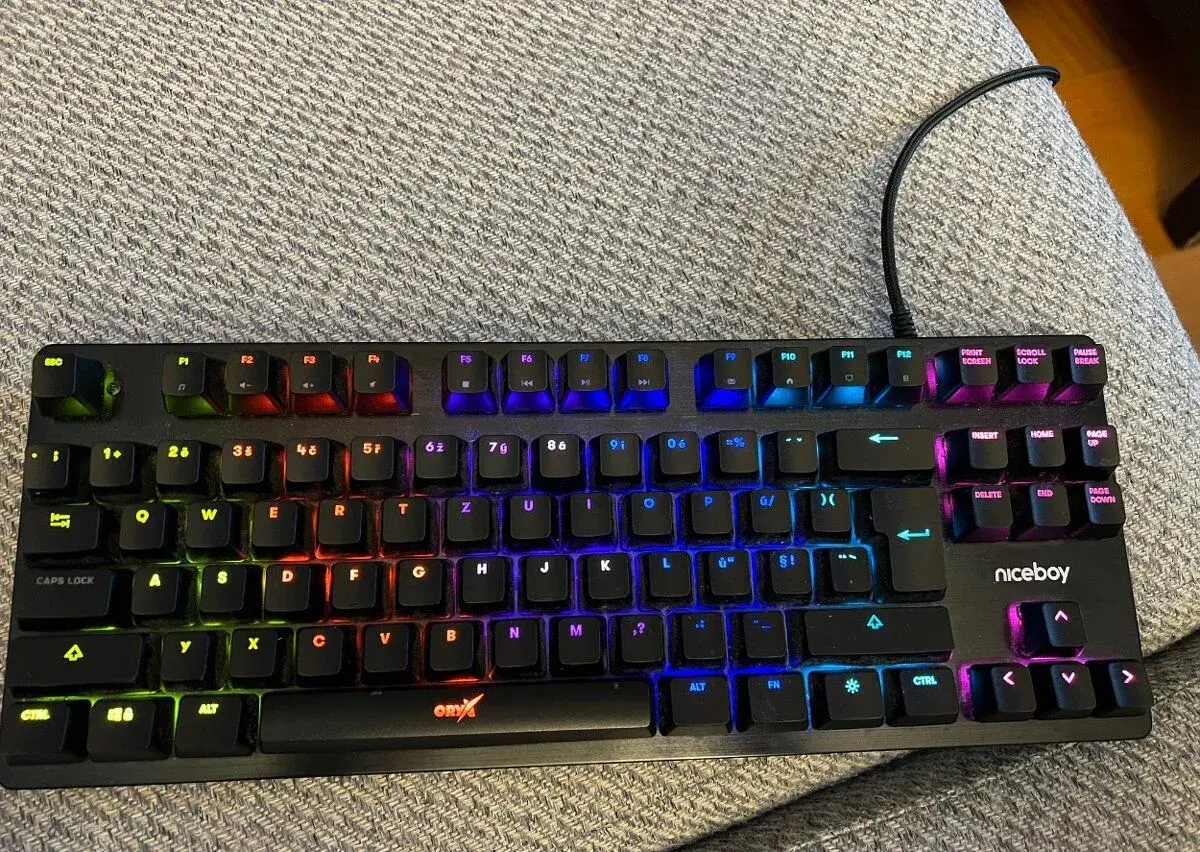 Klávesnice Niceboy ORYX K300X, CZ layout (oryx-k-300x) černá