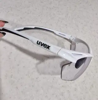 Samozatmavovací brýle Uvex Sportstyle 802