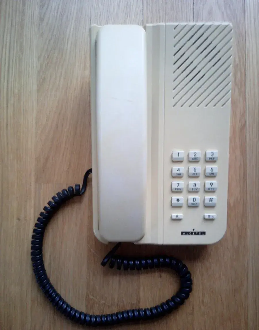 Telefon Alcatel.