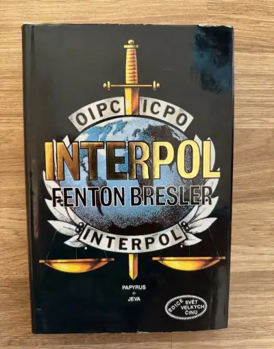 Kniha Interpol