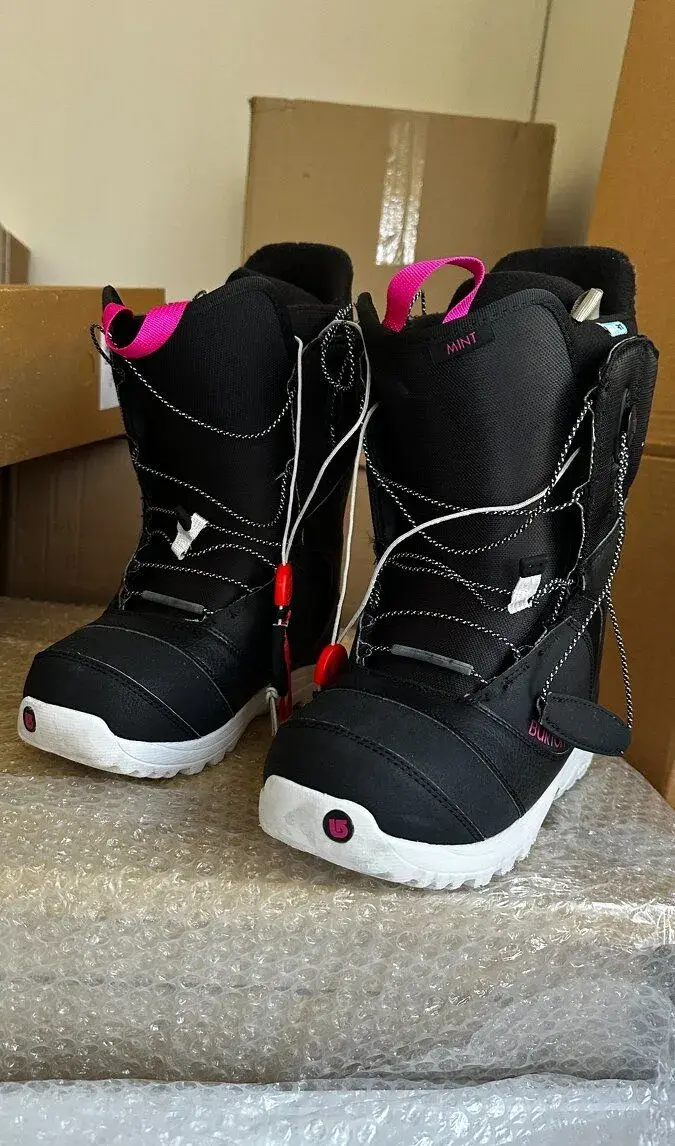 Snowboardové boty Burton vel. 40