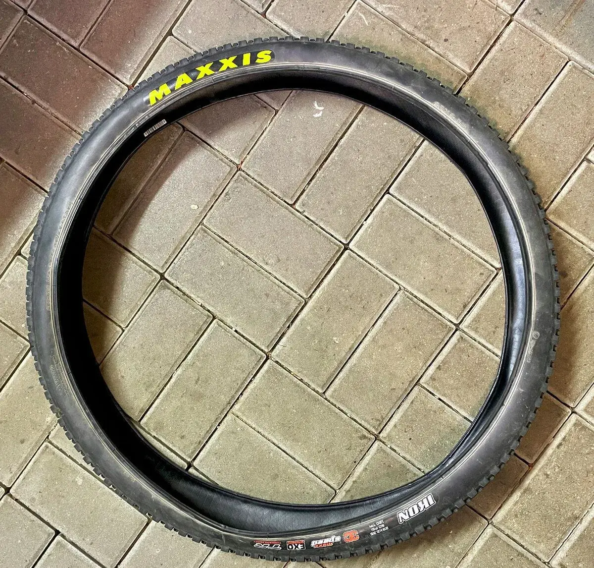 MAXXIS IKON 29 2.35 60PSI 120TPI 3C maxxSpeed EXO TR
