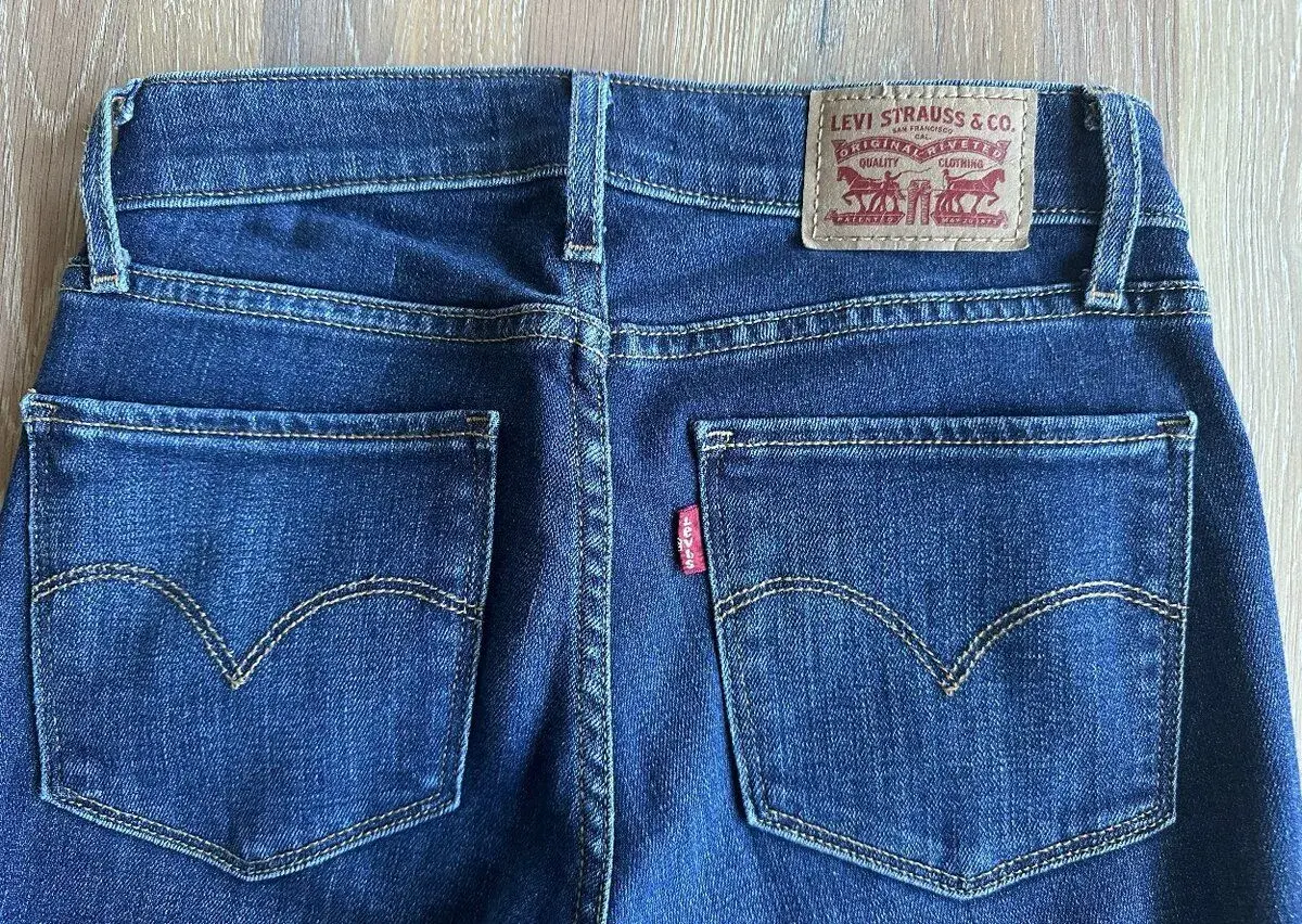 Levi's , dámské rifle, vel.23.