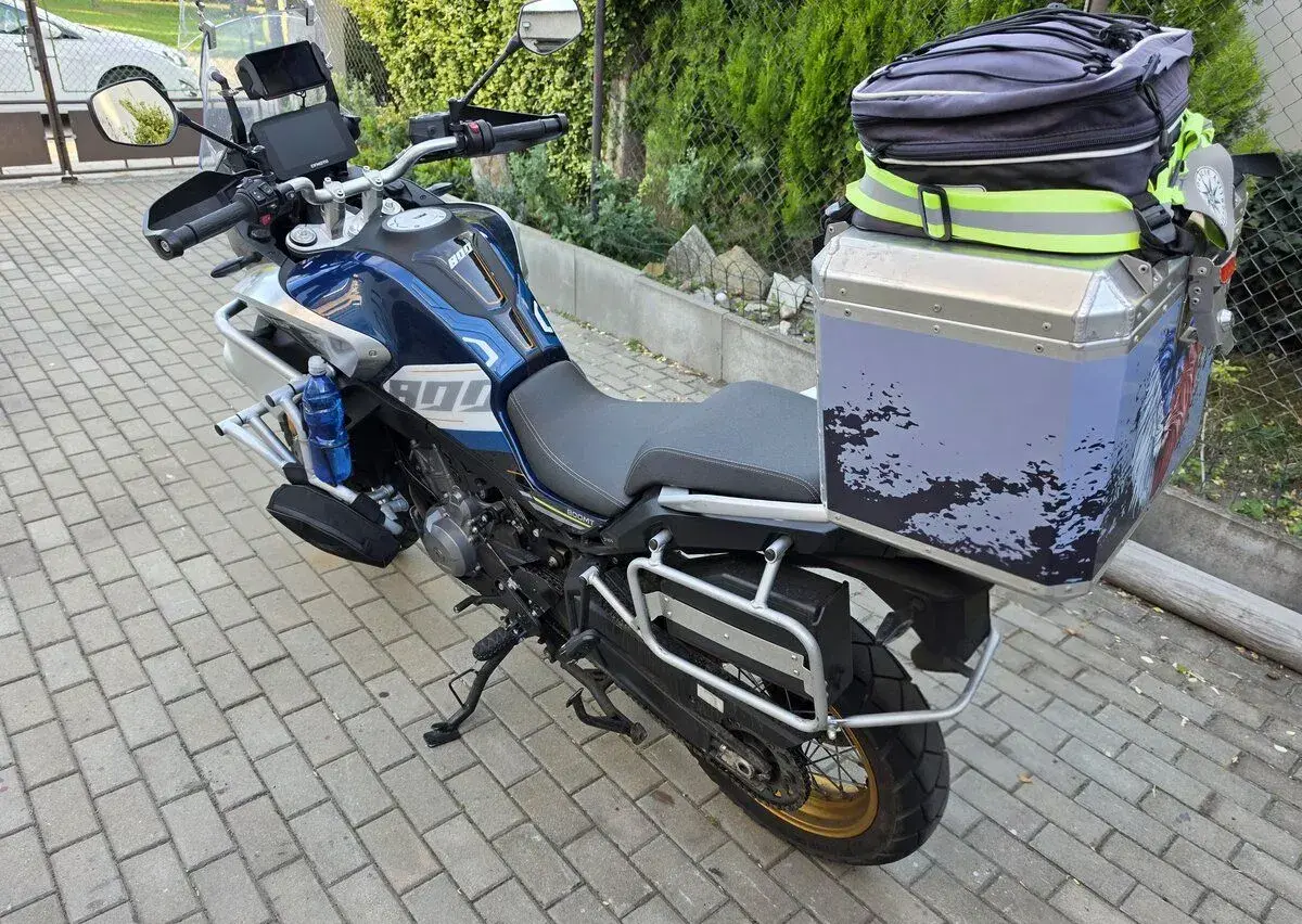 CF Moto 800 MT