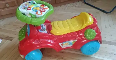 Clementoni Dětské interaktivní odrážedlo Mikuláš