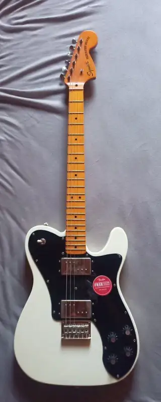 Squier telecaster delux