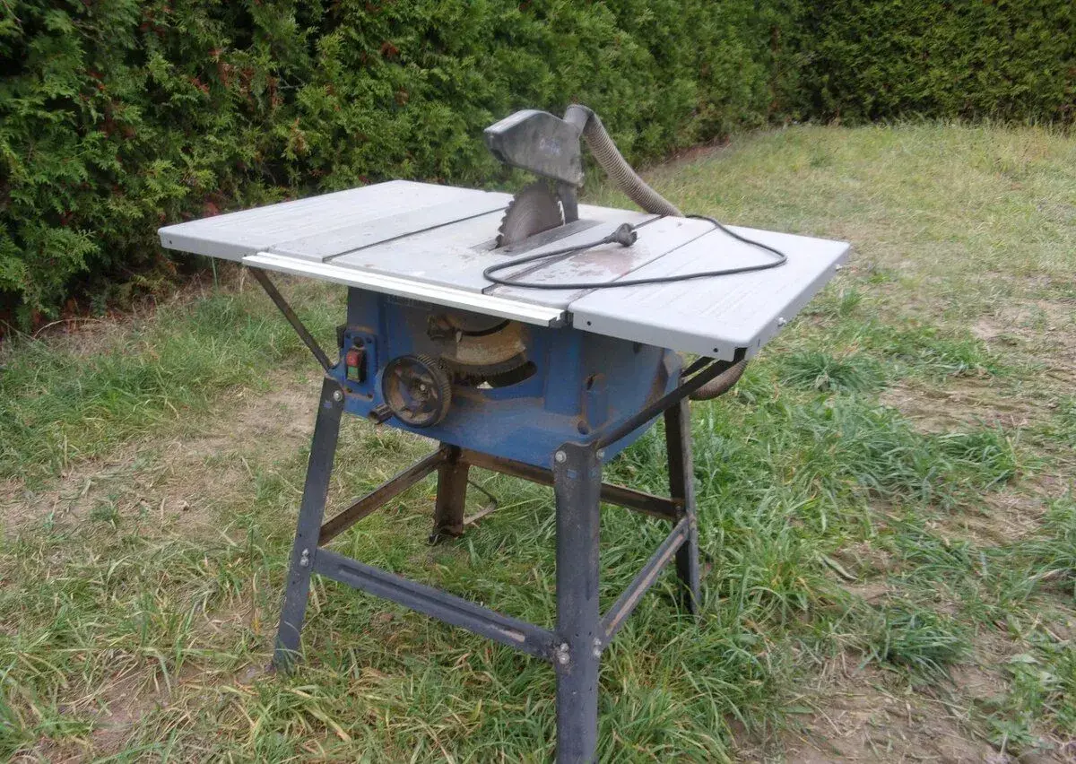 Stolní kotoučová pila Scheppach HS 100S