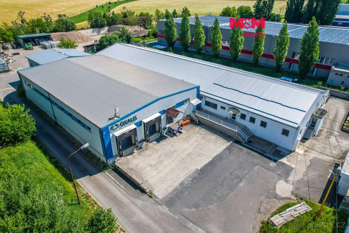 Prodej skladu, 2469 m², Tečovice