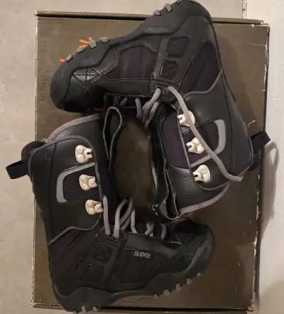 Snowboardové dětské boty vel. 32 EU