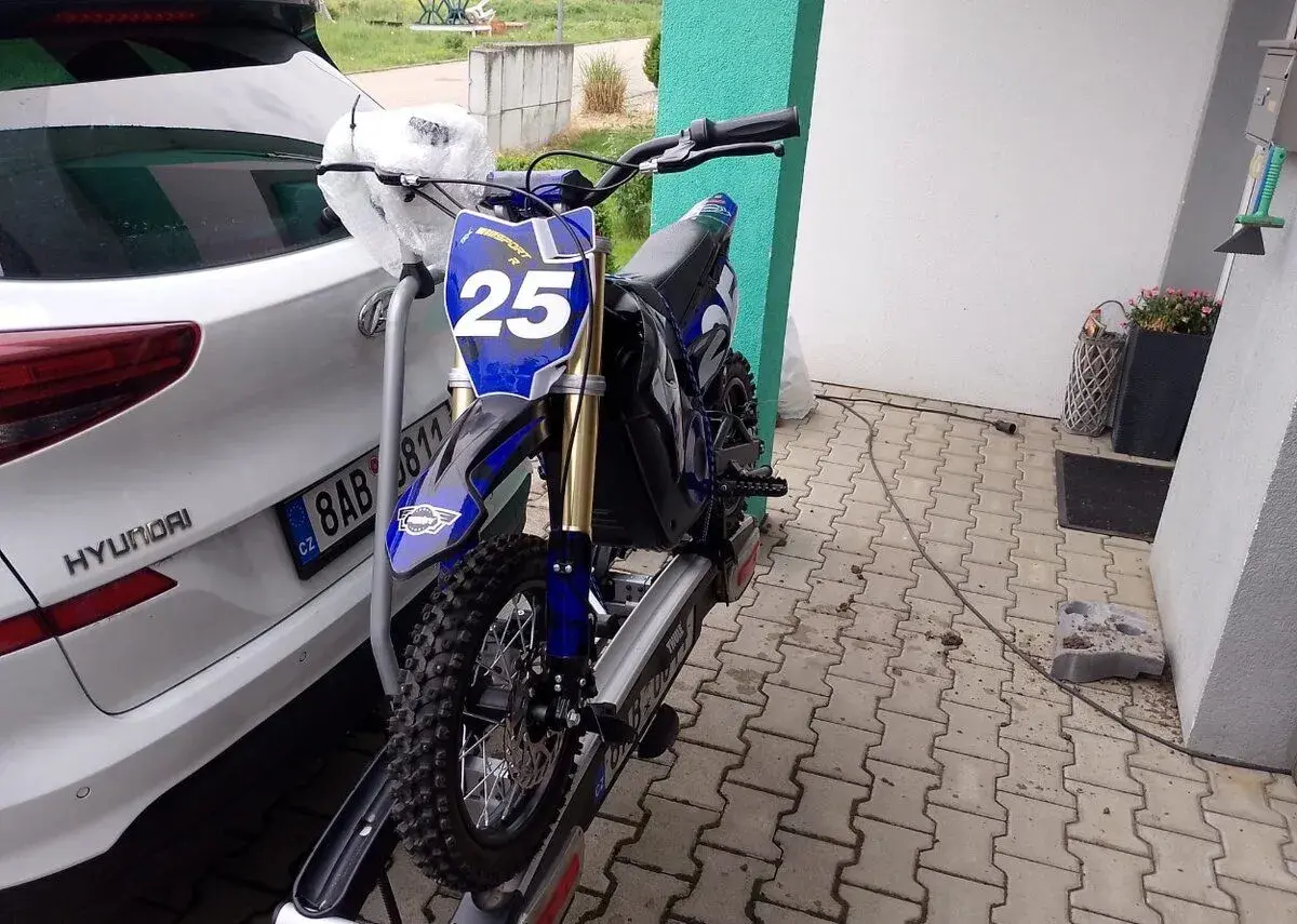 Elektrická motorka Hecht