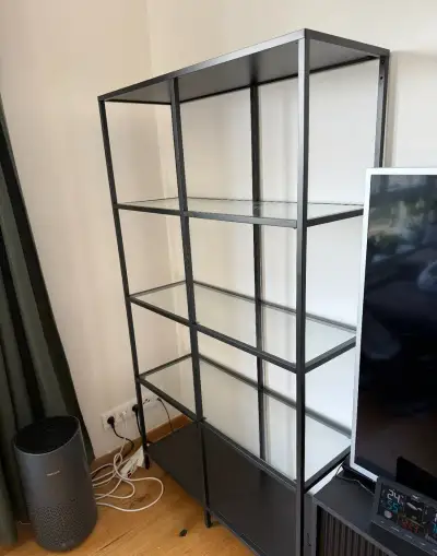 Knihovna / policový díl IKEA VITTSJÖ