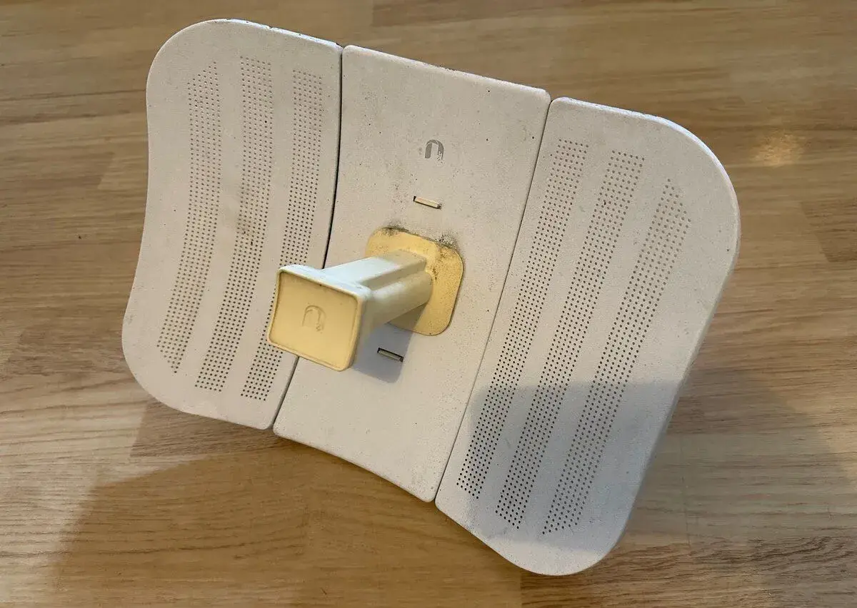 Venkovní Ubiquiti LiteBeam M5-23 5GHz, 23dBi, AirMAX