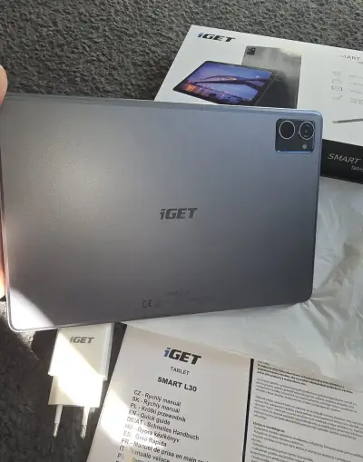 Tablet iGET SMART L30 – plně funkční (drobná prasklina)