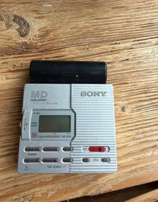 Sony Walkman MZ-R90