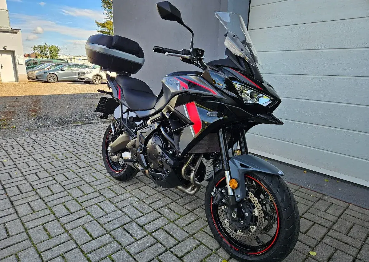 Kawasaki Versys 650 ABS-35Kw-Akce Doprava Zdarma