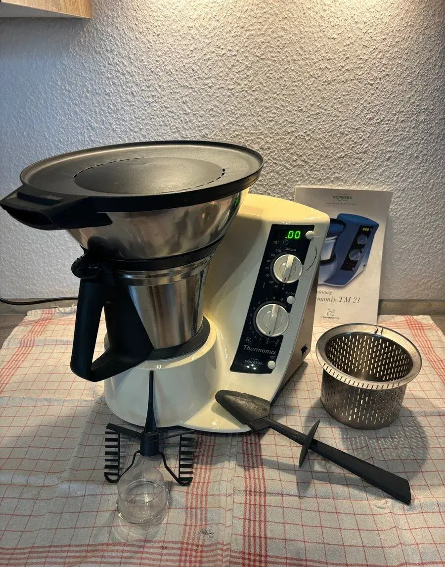 Thermomix TM21 včetně příslušenství