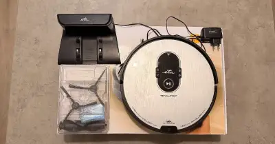 Robotický vysavač ETA Falco Smart + příslušenství