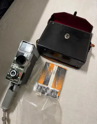 Filmová kamera Meopta A8G2 Supra + originální brašna a návod