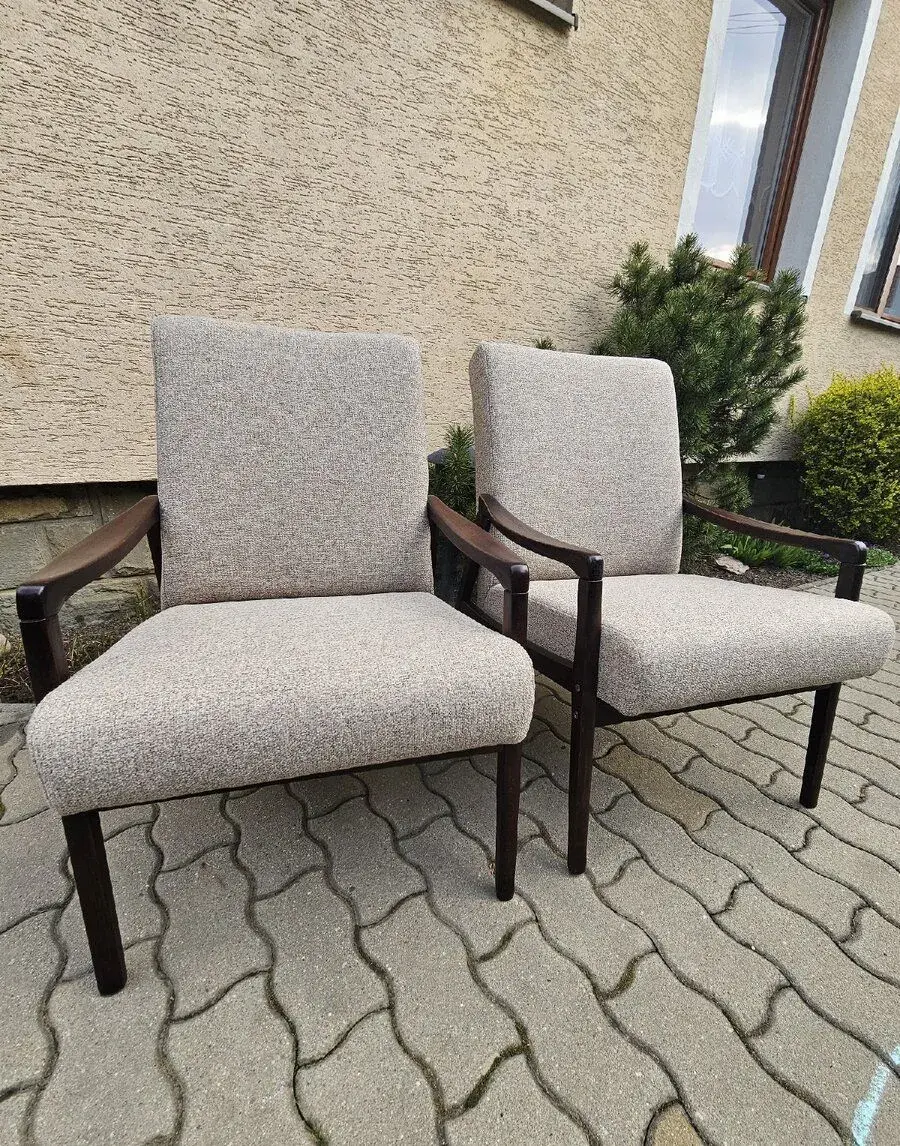 Ikonická křesla Miroslav Navrátil (typ 5301) – Po renovaci