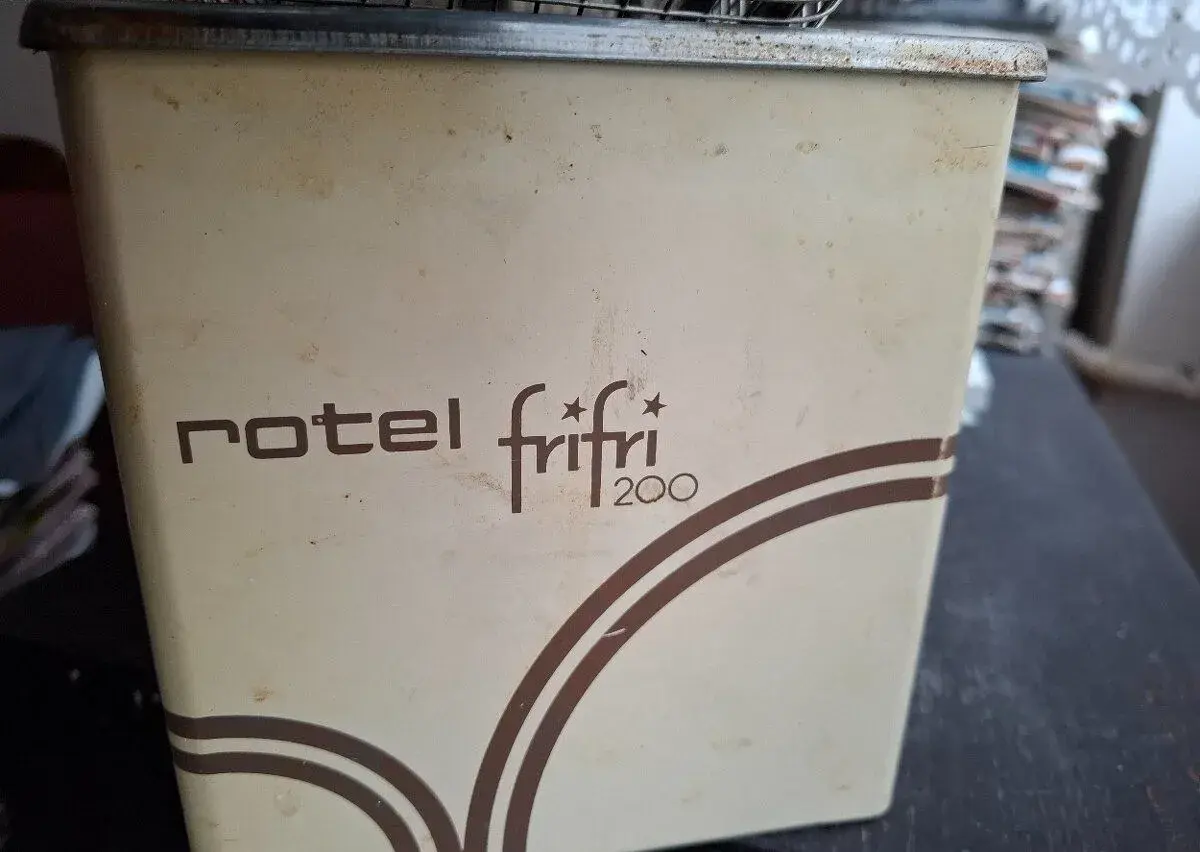 Retro fritéza