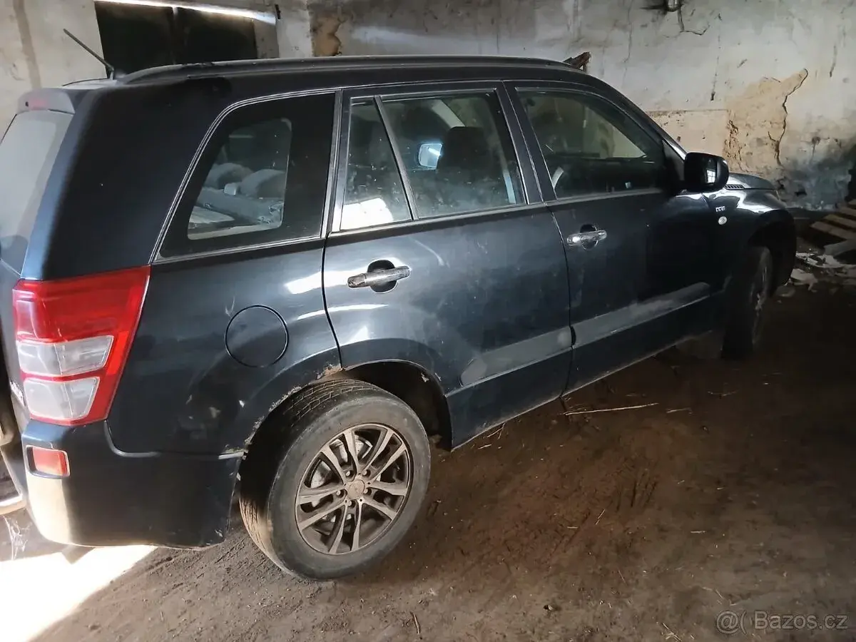 Suzuki Grand – 2006, 226 995 km