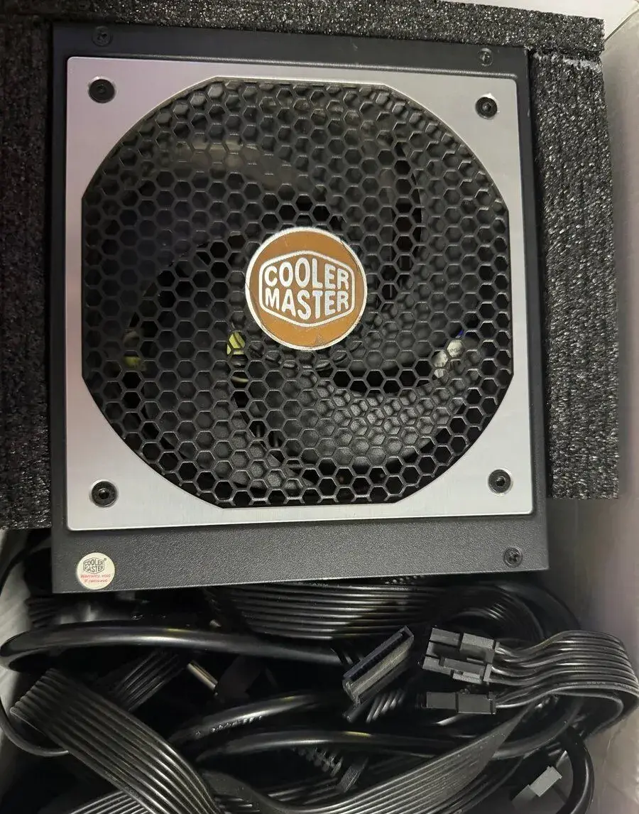 Cooler Master PSU - 1000W Gold Plus