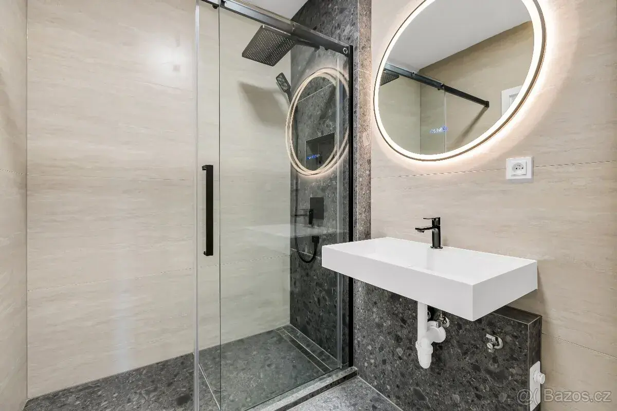 Prodej bytu po rekonstrukci 2+kk 65 m² Praha - Letňany