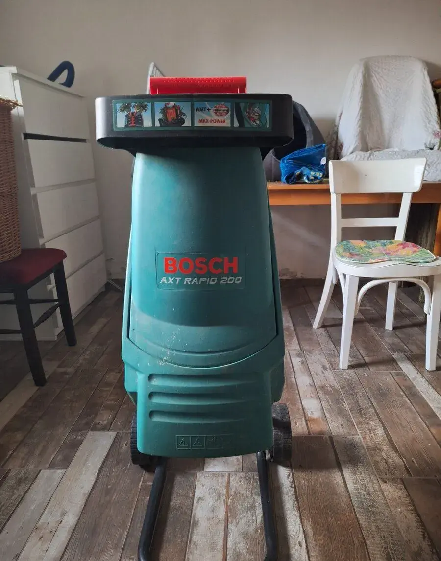 Zahradní drtič Bosch