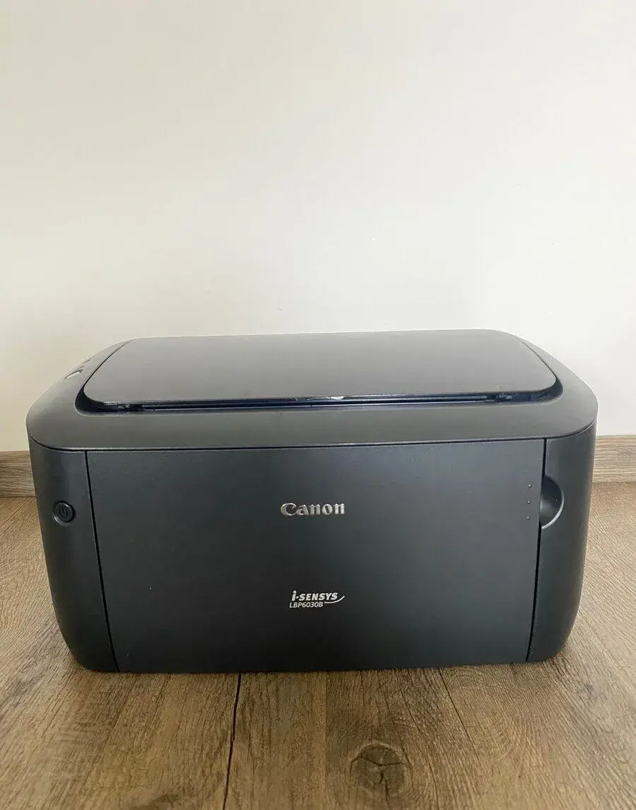 Canon i-SENSYN LBP6030B.