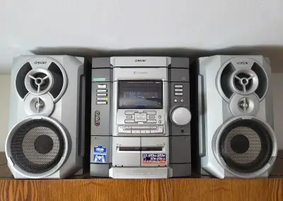 Hi-Fi věž Sony MHC-RG22