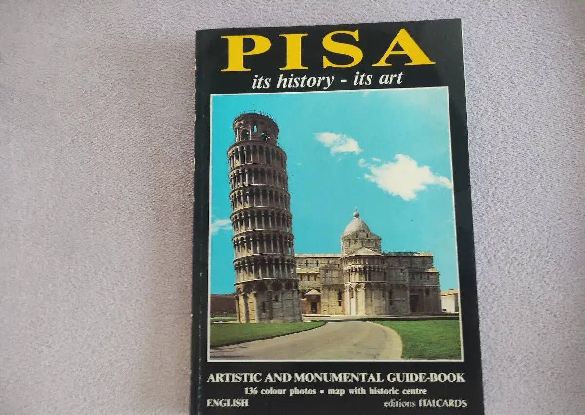 Pisa, guide book