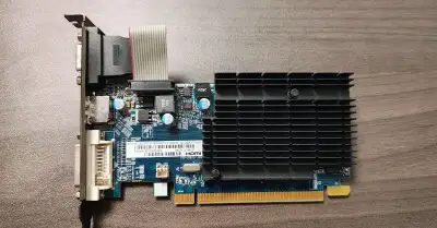 AMD Radeon HD 5450 – 1GB DDR3, HDMI, DVI, VGA