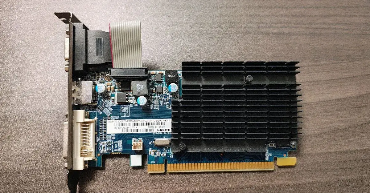 AMD Radeon HD 5450 – 1GB DDR3, HDMI, DVI, VGA