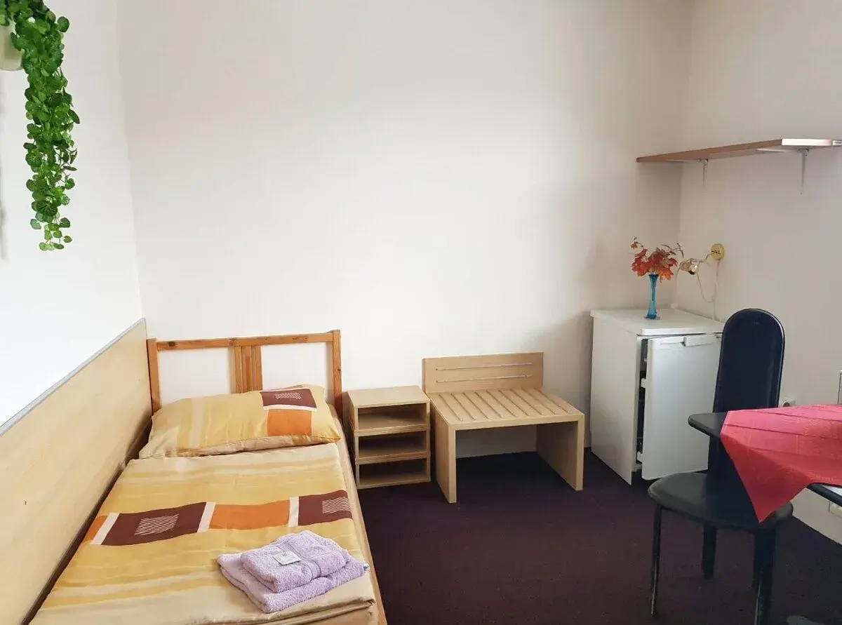 Kompletní vybavení Hostelu nebo ubytovny. K 31.12.2026