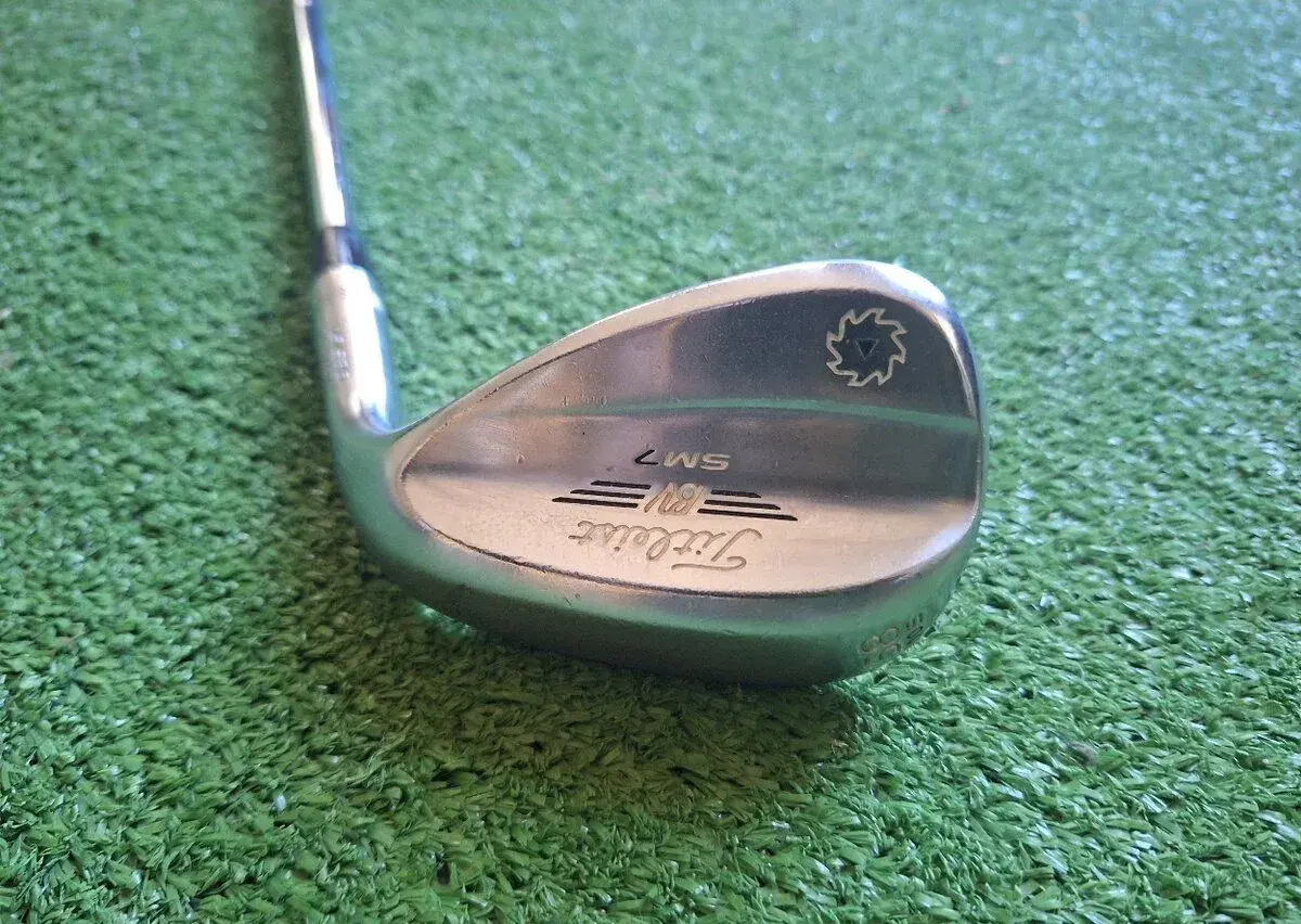 wedge TITLEIST SM 7 58°