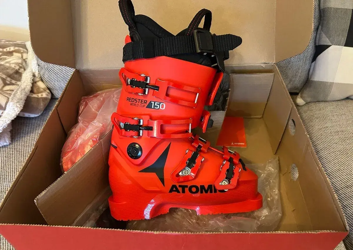 Lyžáky Atomic Redster WC 150 - dětské, vel. 35 / 22 cm