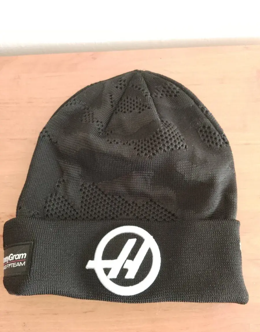 Zimní čepice New Era Haas F1