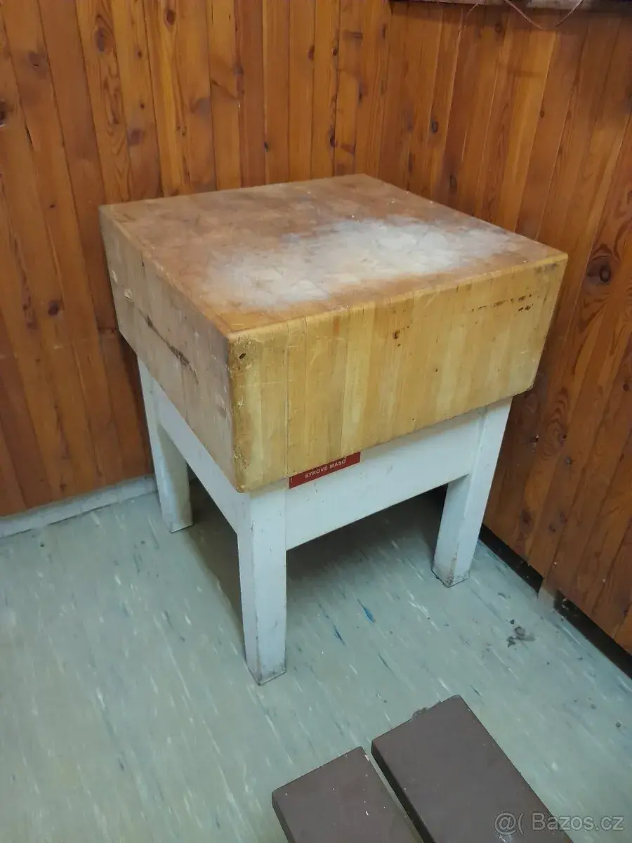 Řeznícký pult