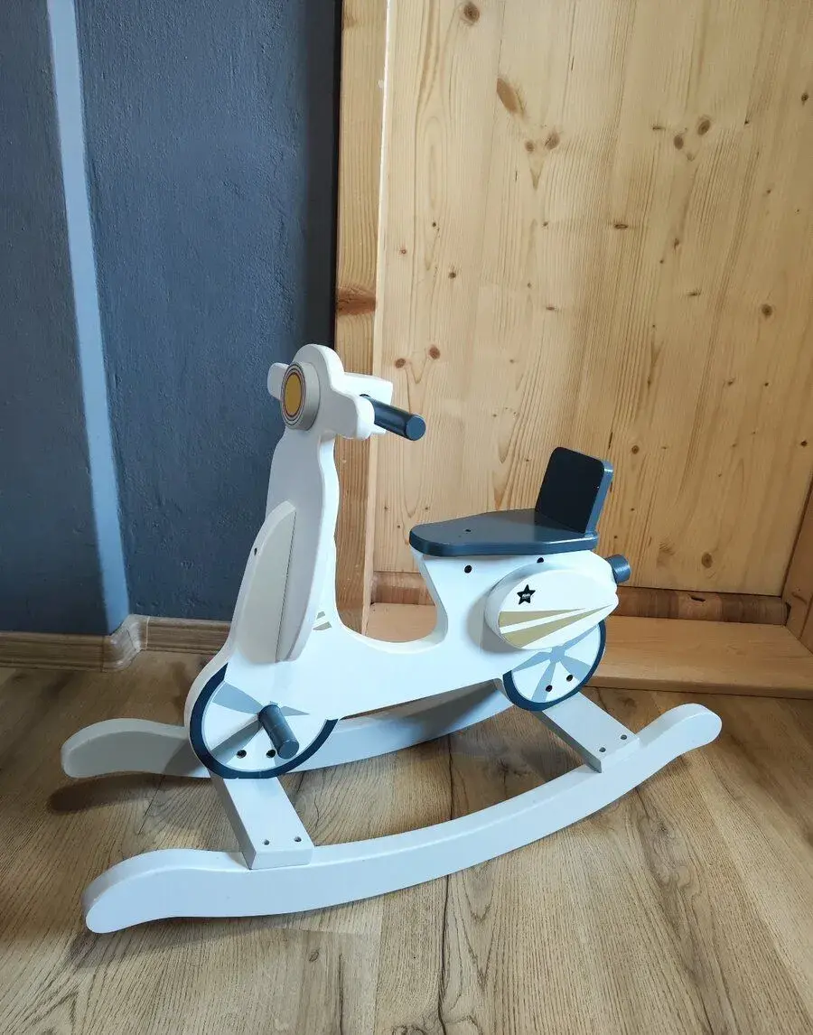 Dřevěný houpací skútr / motorka
