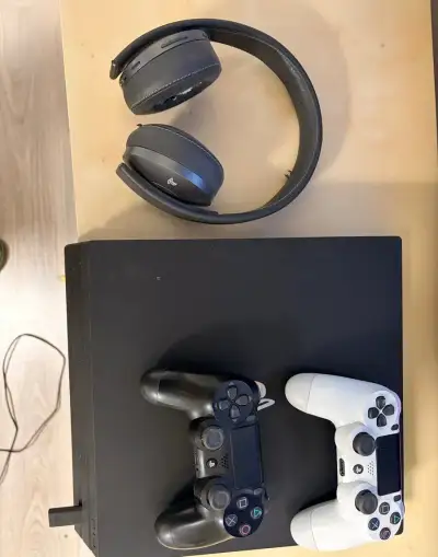 PlayStation 4 pro 1TB