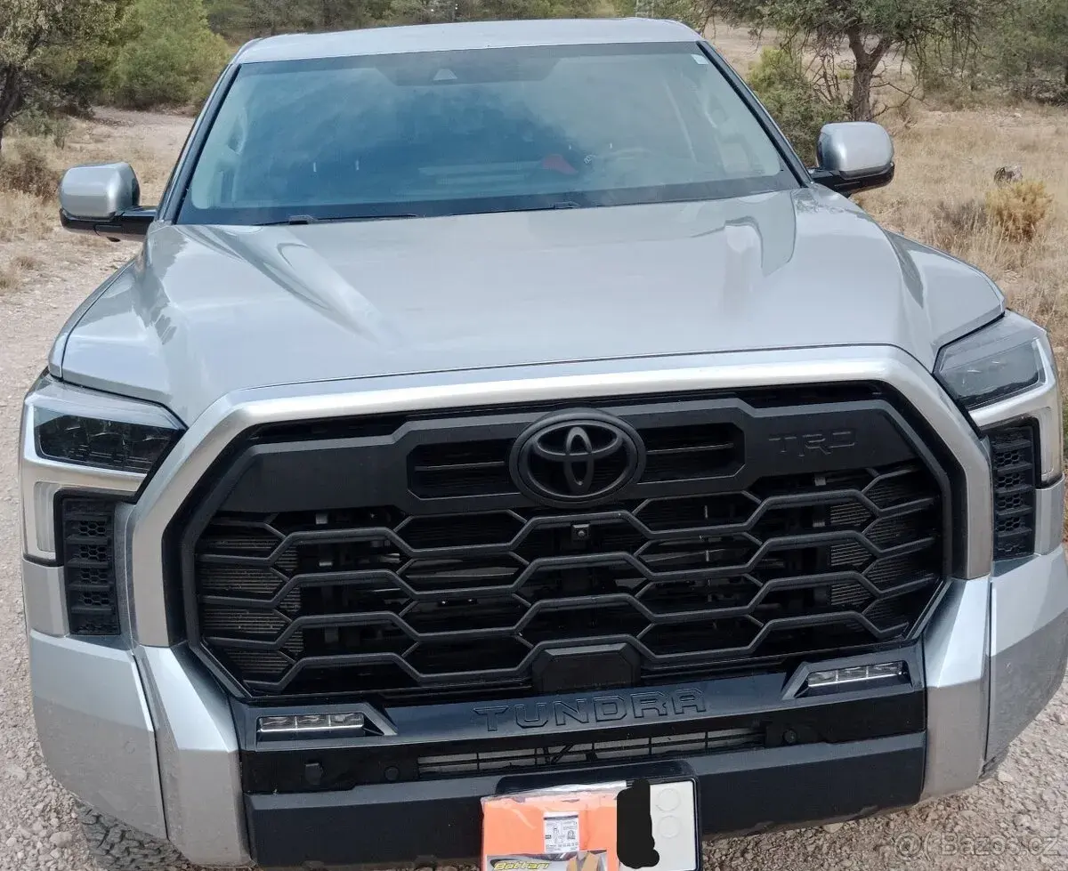 Toyota Tundra – 2024, 23 400 km